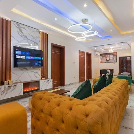 God'S Touch Apartments Remi Fani Kayode Gra. Ikeja Zewnętrze zdjęcie