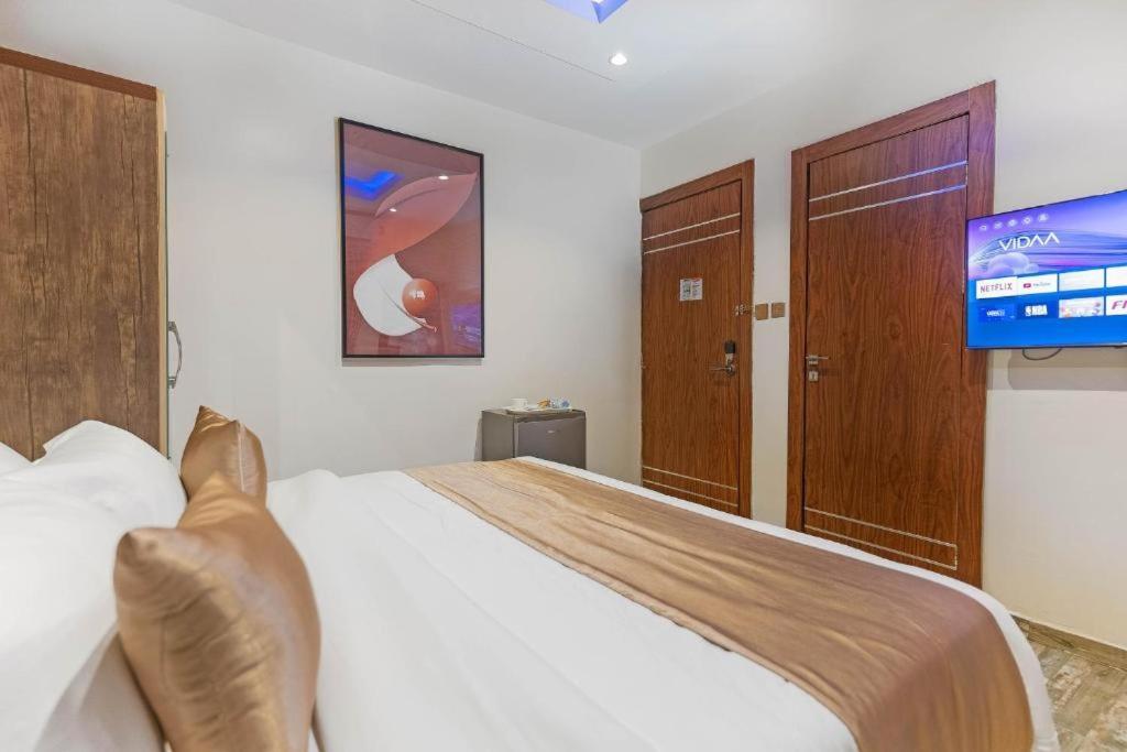 God'S Touch Apartments Remi Fani Kayode Gra. Ikeja Zewnętrze zdjęcie
