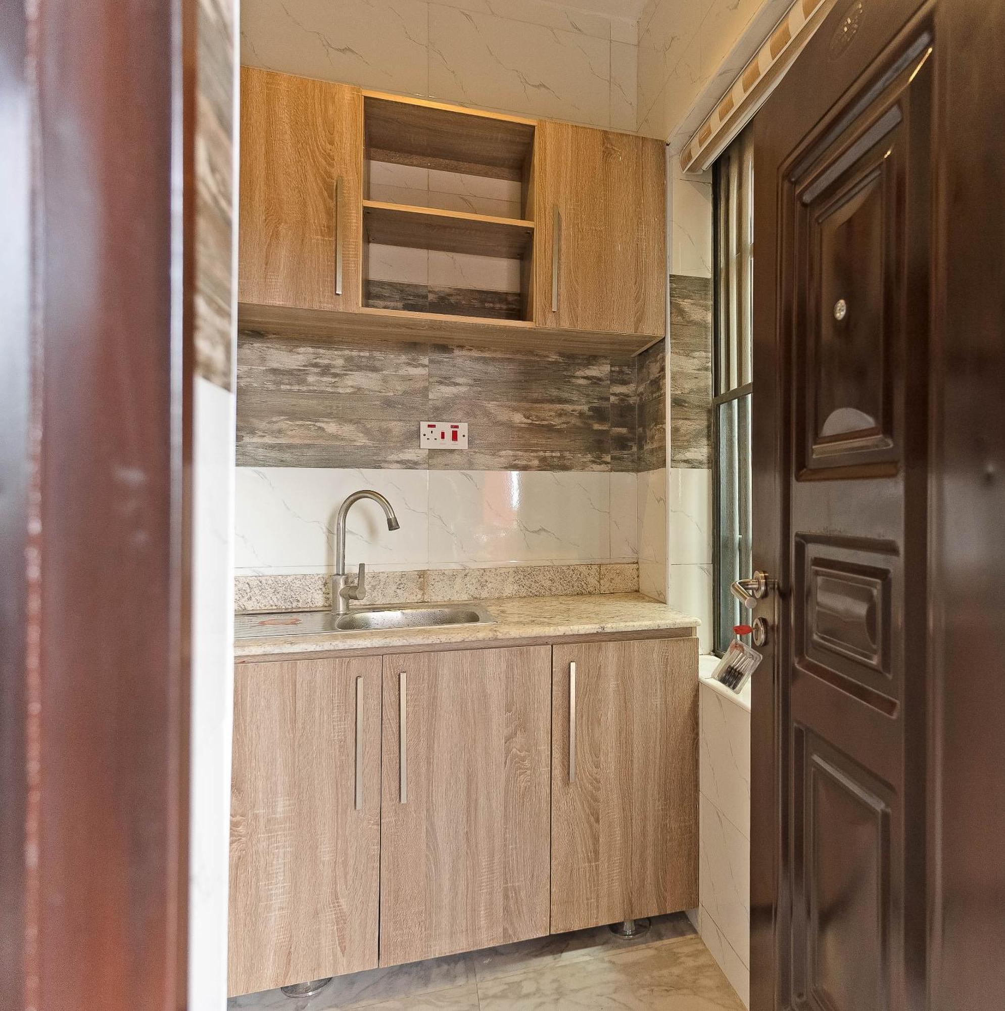 God'S Touch Apartments Remi Fani Kayode Gra. Ikeja Zewnętrze zdjęcie